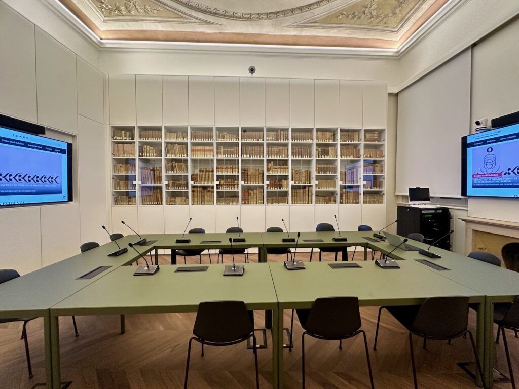 Allestimenti Negozi, Showroom e Stand Fieristici